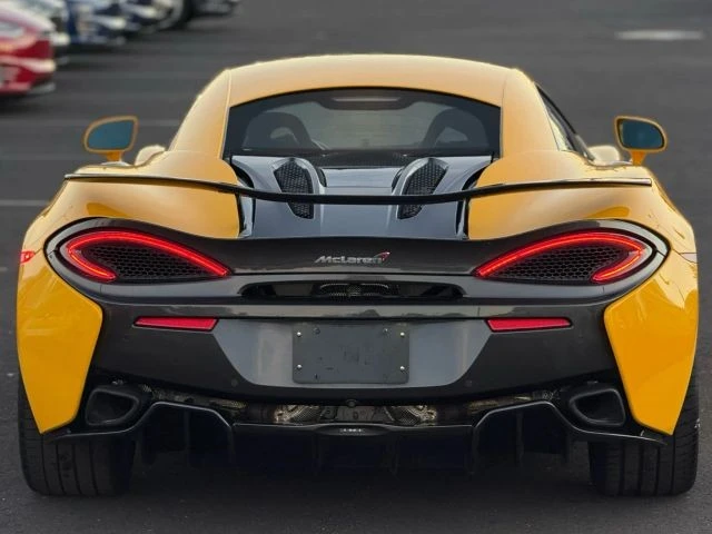 2016 McLaren 570S - Image 8 of 12
