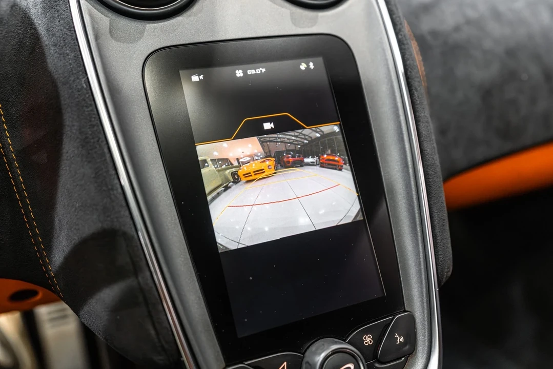 2016 McLaren 570S - Image 17 of 21