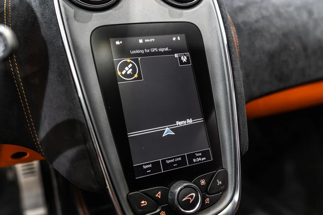2016 McLaren 570S - Image 16 of 21