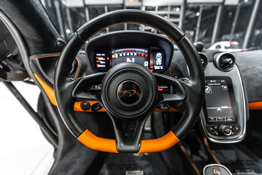 2016 McLaren 570S - Image 11 of 12