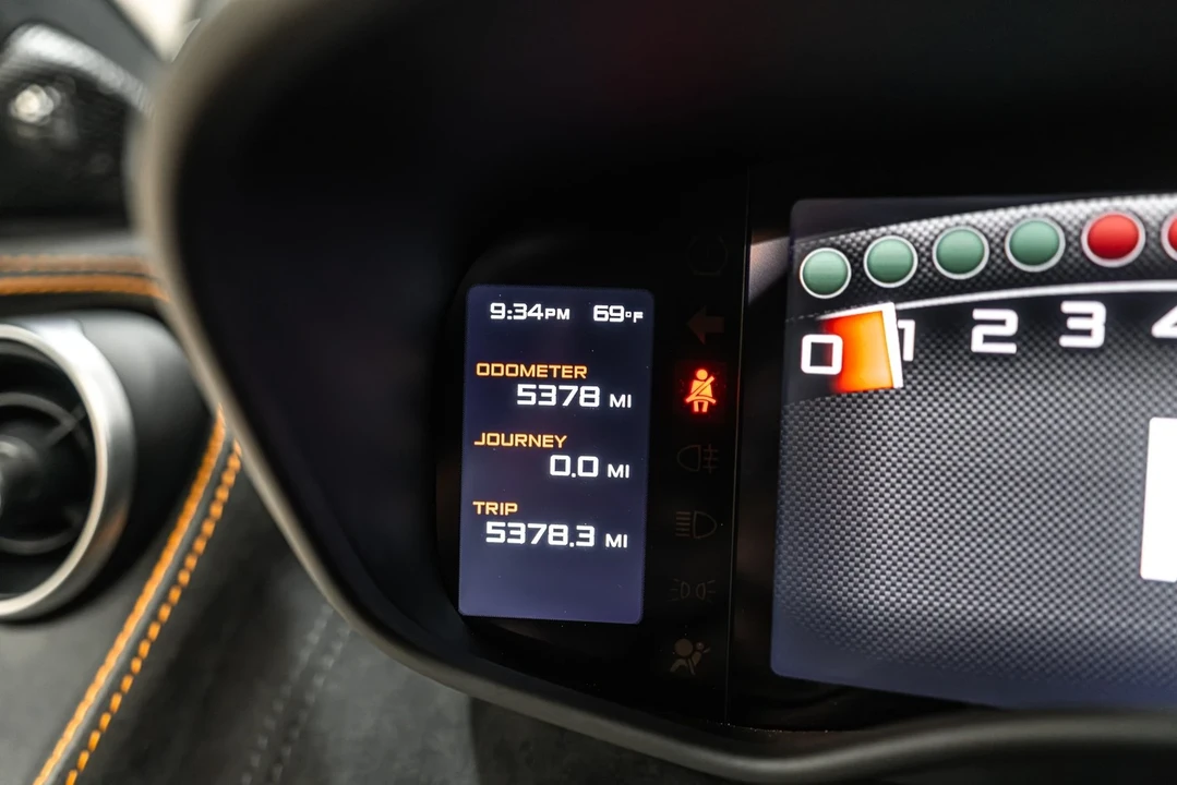 2016 McLaren 570S - Image 13 of 21