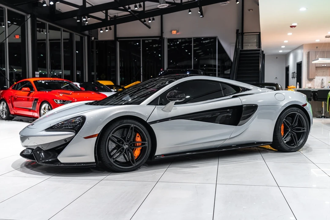 2016 McLaren 570S - Image 2 of 12