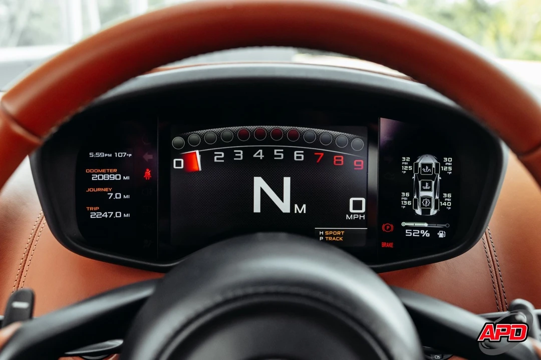 2016 McLaren 570S - Image 10 of 12