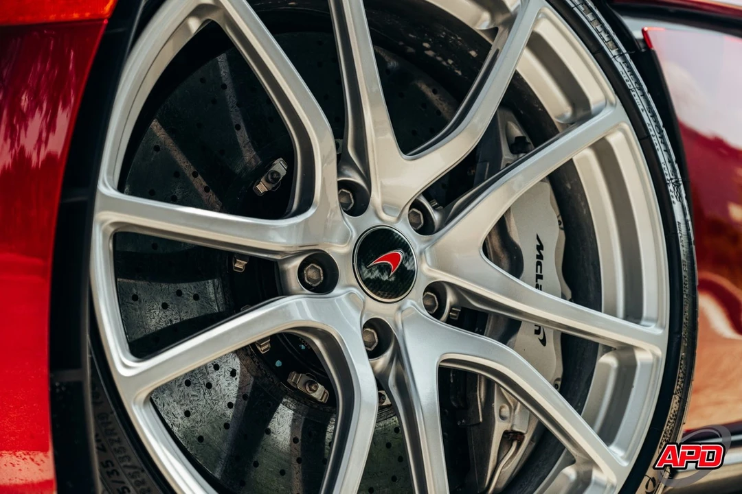 2016 McLaren 570S - Image 3 of 12