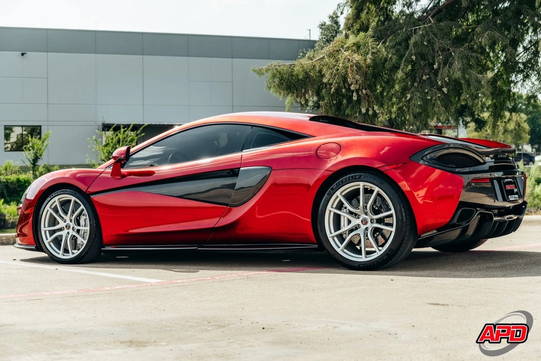 2016 McLaren 570S - Image 4 of 12