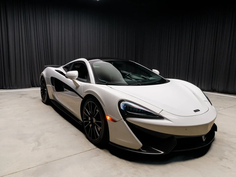 2016 McLaren 570 - Image 12 of 12