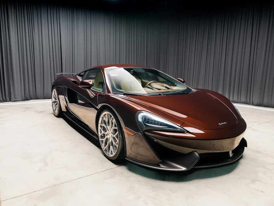 2016 McLaren 570S - Image 9 of 12