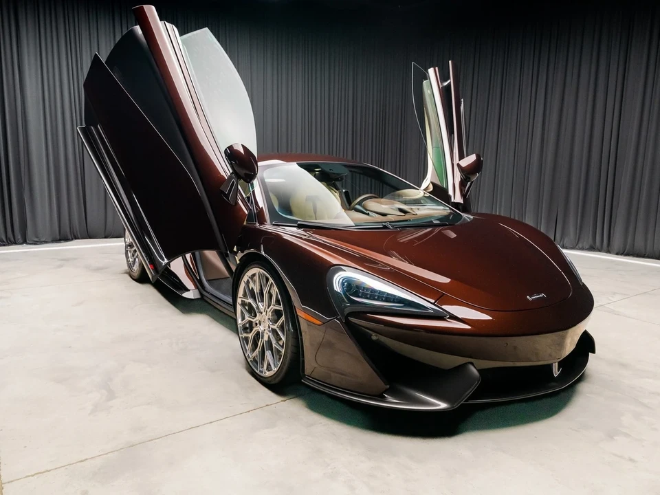 2016 McLaren 570S - Image 8 of 12