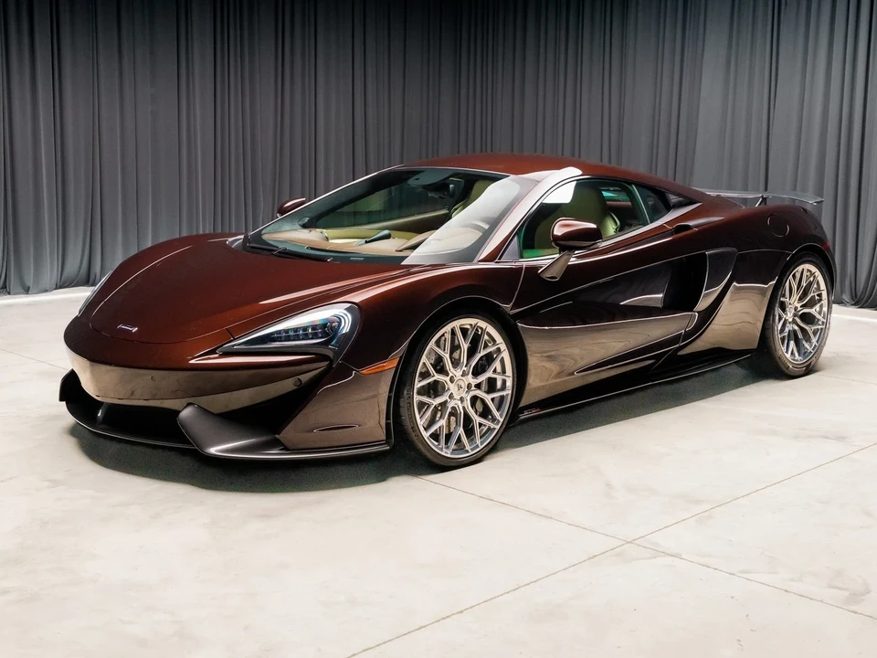 2016 McLaren 570S - Image 2 of 12