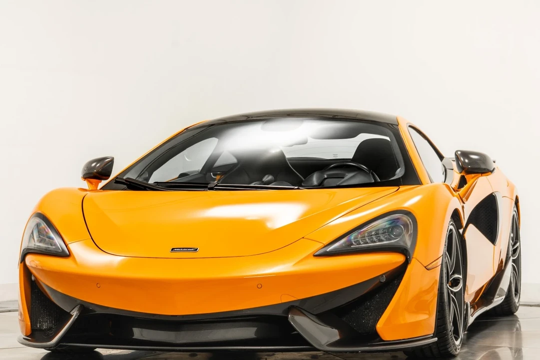 2016 McLaren 570 - Image 5 of 21