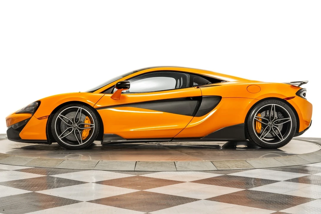 2016 McLaren 570 - Image 6 of 21