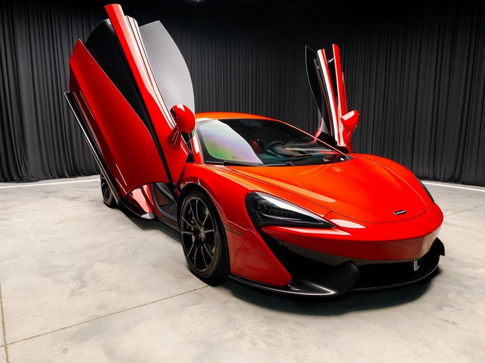 2016 McLaren 570 - Image 10 of 12