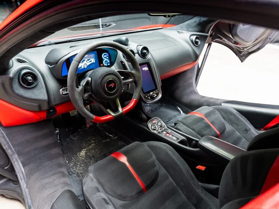 2016 McLaren 570 - Image 5 of 12