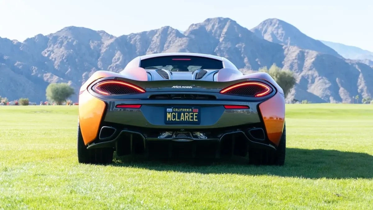 2016 McLaren 570 - Image 14 of 21