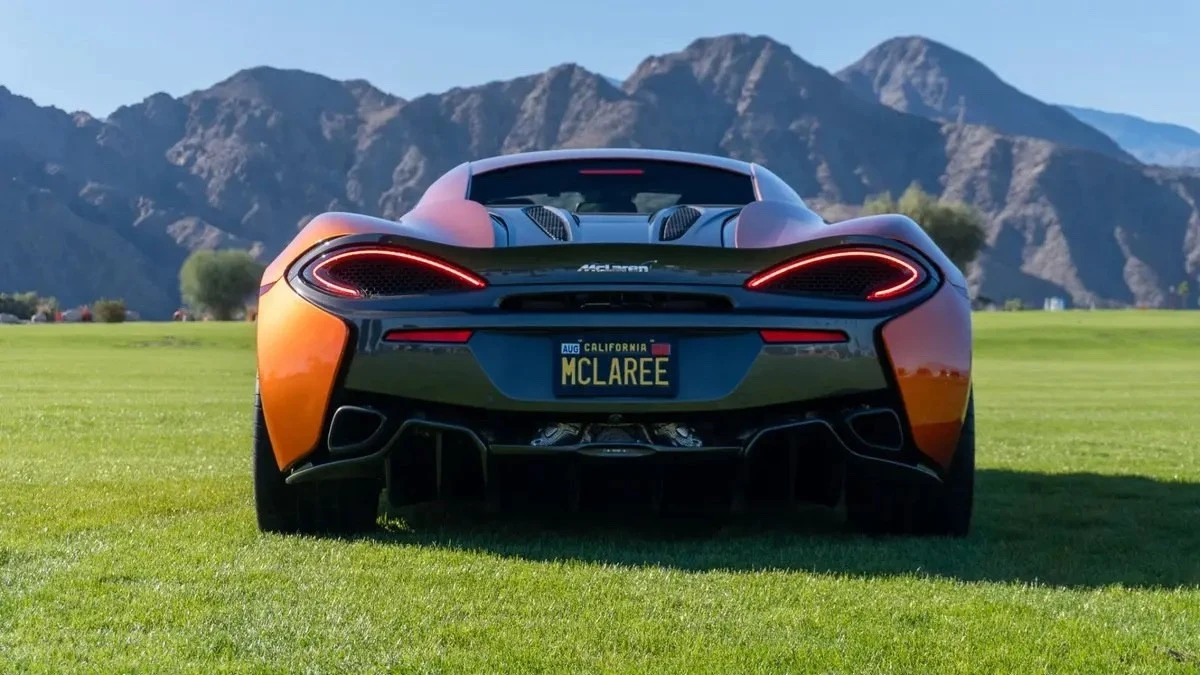 2016 McLaren 570 - Image 16 of 21