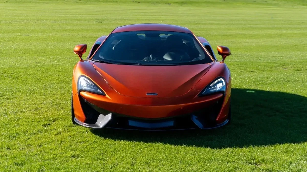 2016 McLaren 570 - Image 21 of 21