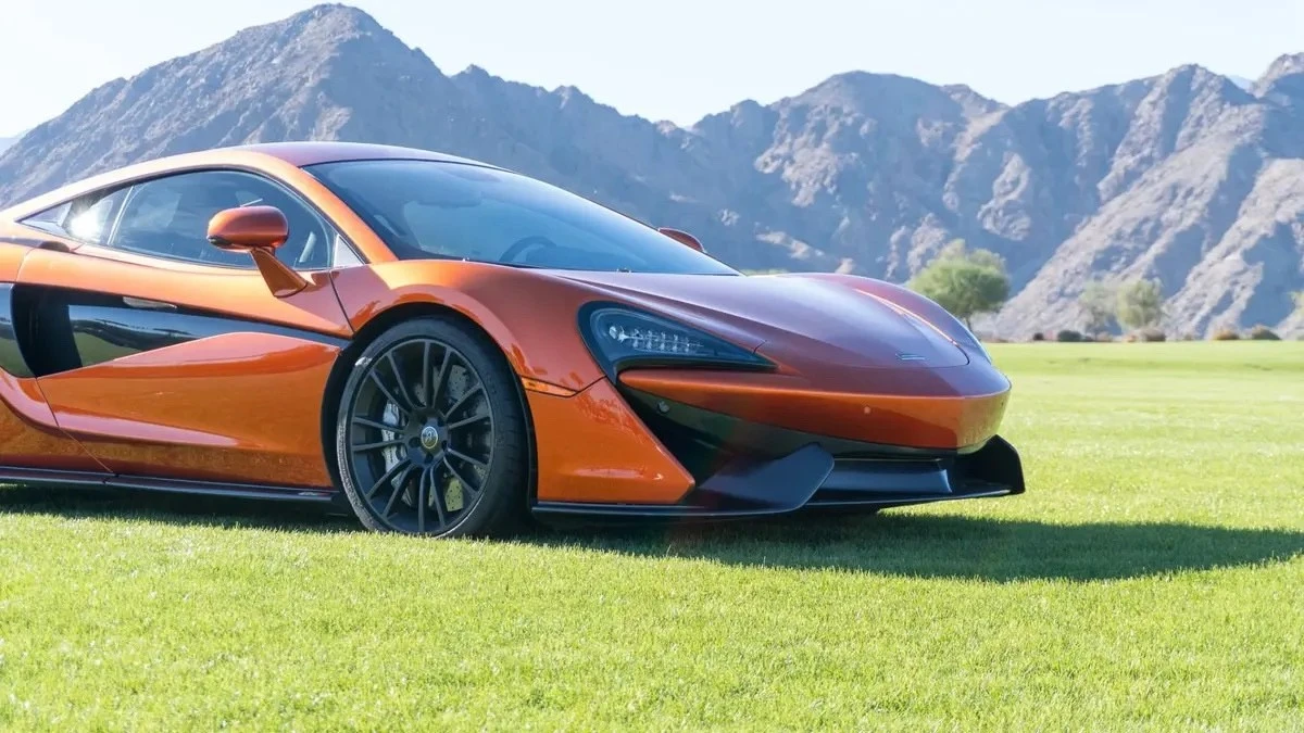 2016 McLaren 570 - Image 5 of 21