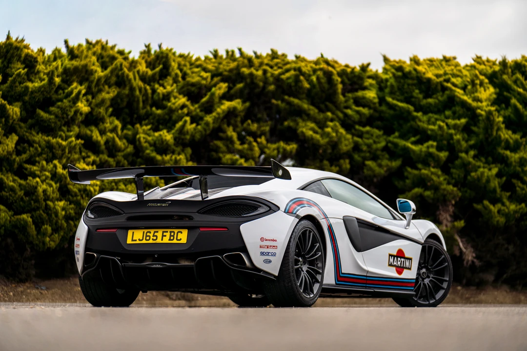2016 McLaren 570S - Image 5 of 31