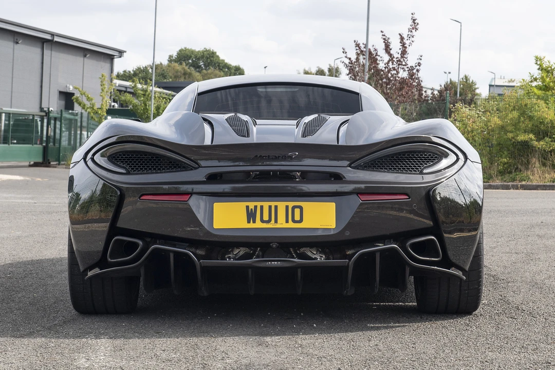 2016 McLaren 570S - Image 6 of 31