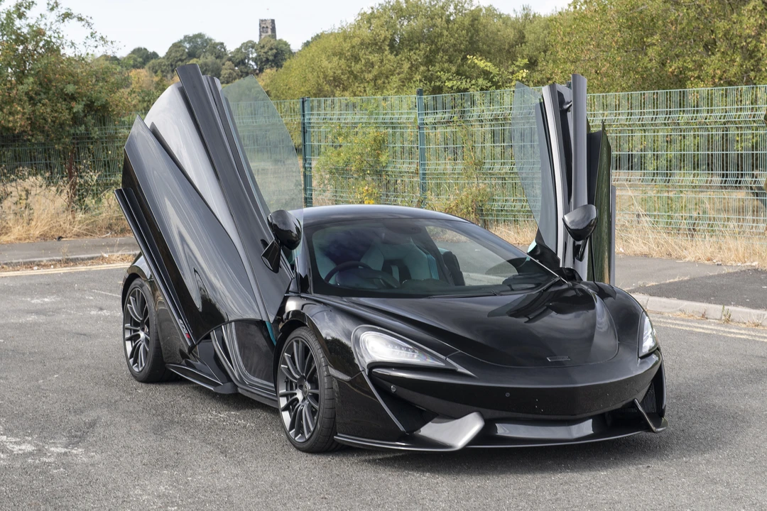 2016 McLaren 570S - Image 12 of 31