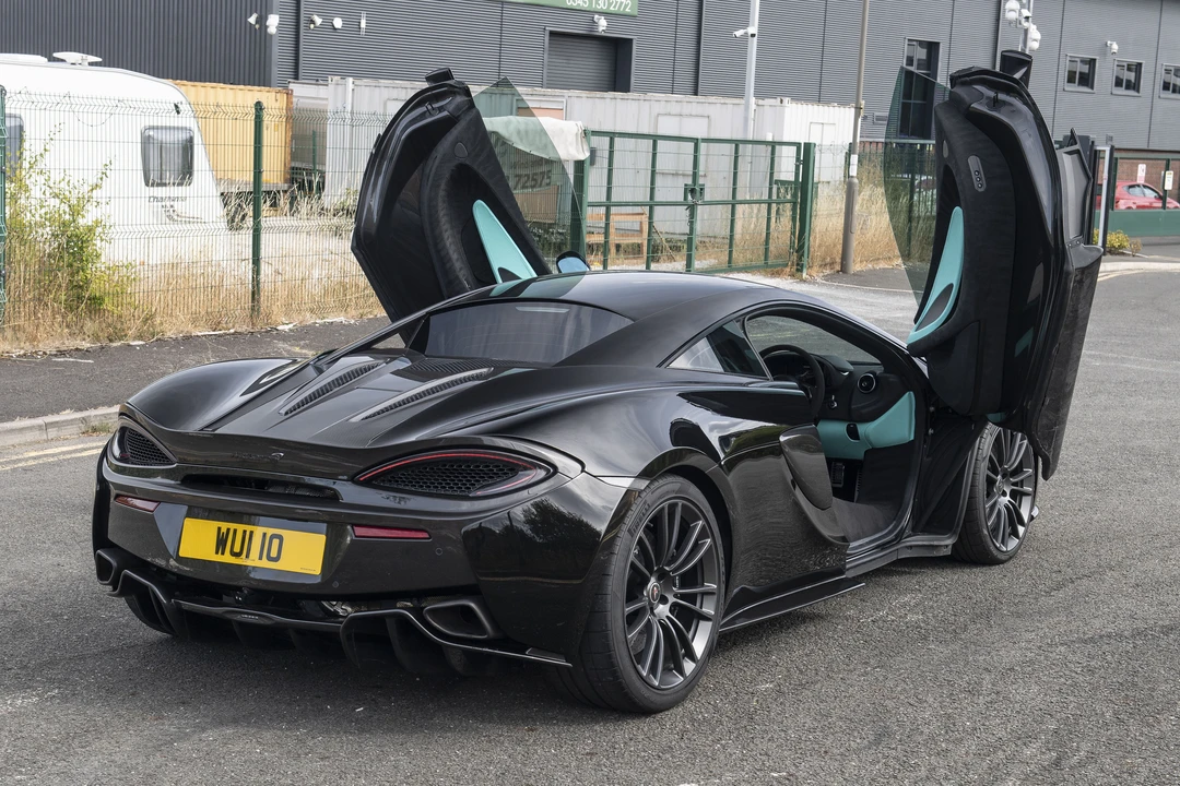 2016 McLaren 570S - Image 16 of 31