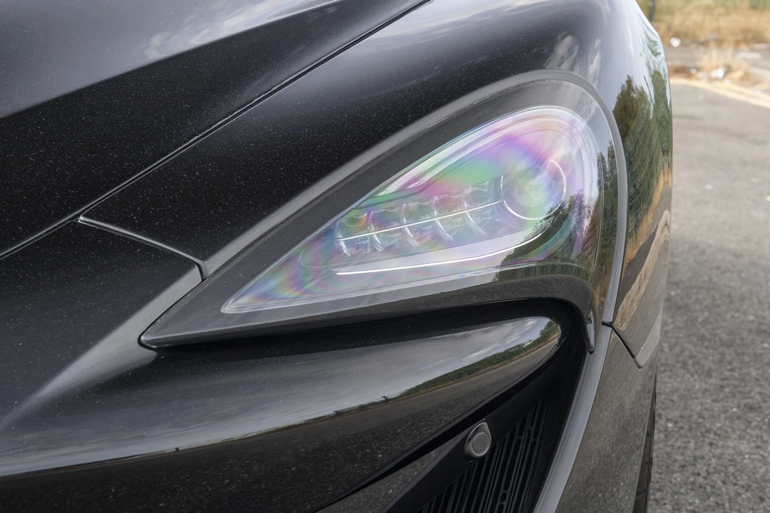 2016 McLaren 570S - Image 23 of 31