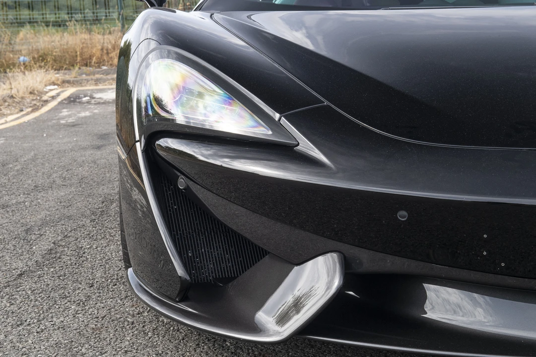 2016 McLaren 570S - Image 24 of 31