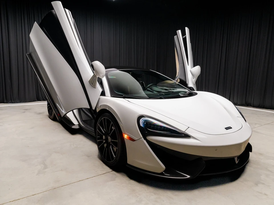2016 McLaren 570S - Image 12 of 12