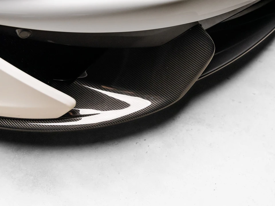 2016 McLaren - Image 4 of 31