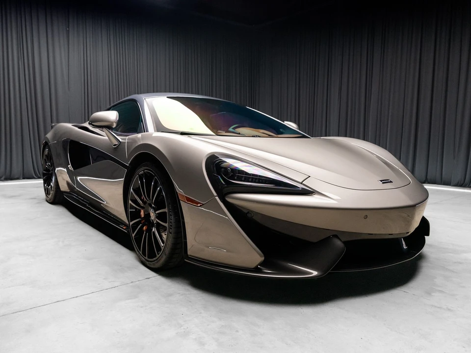 2016 McLaren 570S - Image 19 of 21