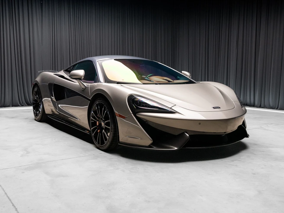 2016 McLaren 570S - Image 18 of 21