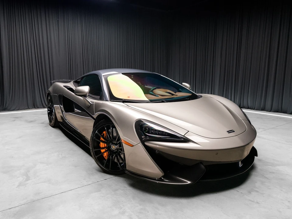 2016 McLaren 570S - Image 8 of 21