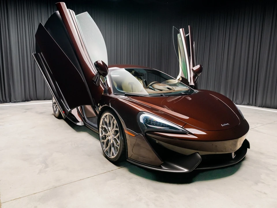 2016 McLaren 570S - Image 8 of 12