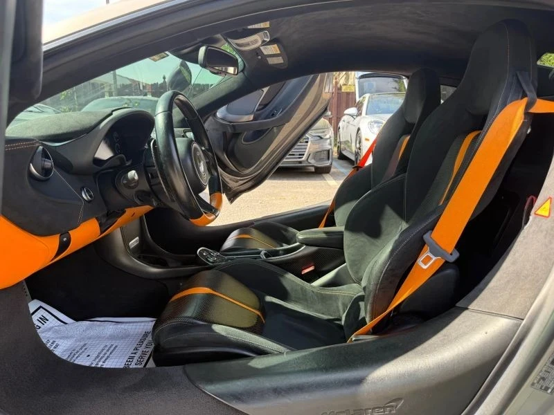 2016 McLaren 570S - Image 11 of 12