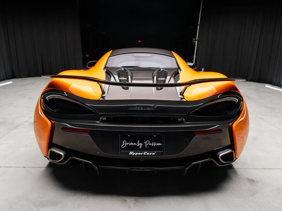 2016 McLaren 570S - Image 14 of 21