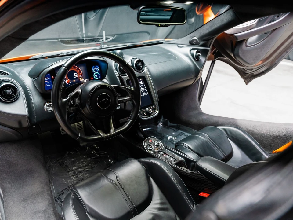 2016 McLaren 570S - Image 5 of 21