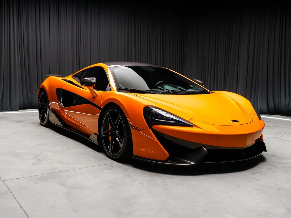 2016 McLaren 570S - Image 17 of 21