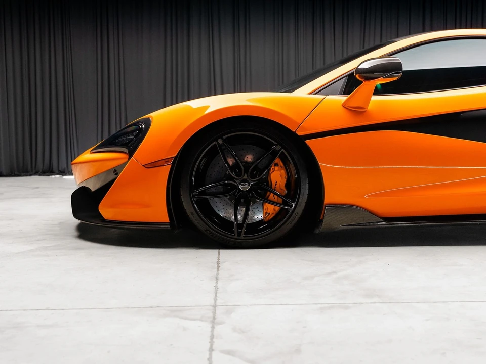 2016 McLaren 570S - Image 26 of 31