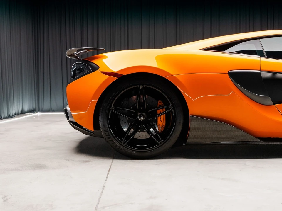 2016 McLaren 570S - Image 31 of 31