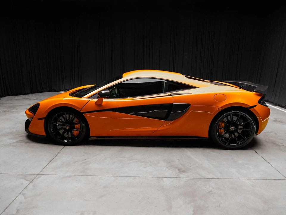 2016 McLaren 570S - Image 14 of 31