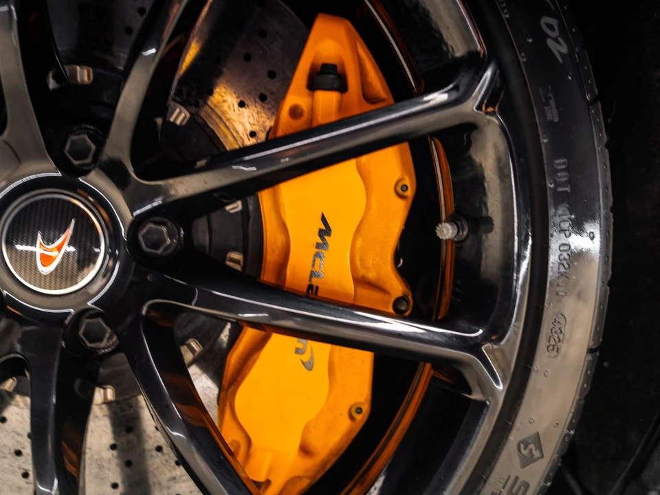 2016 McLaren 570S - Image 29 of 31