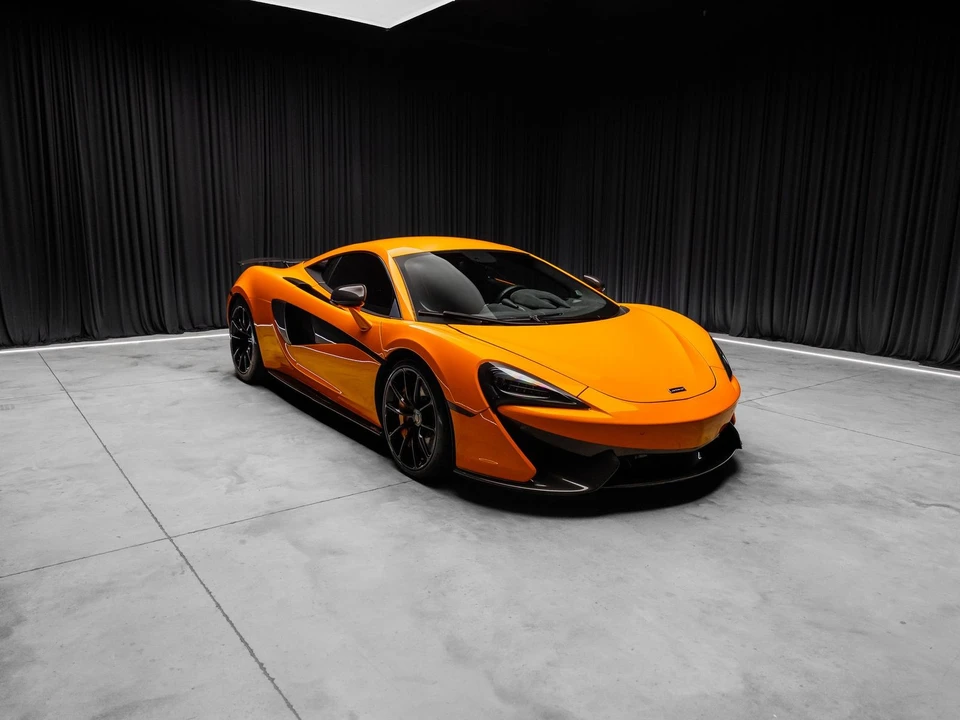2016 McLaren 570S - Image 26 of 31