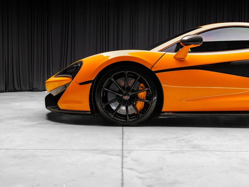 2016 McLaren 570S - Image 28 of 31