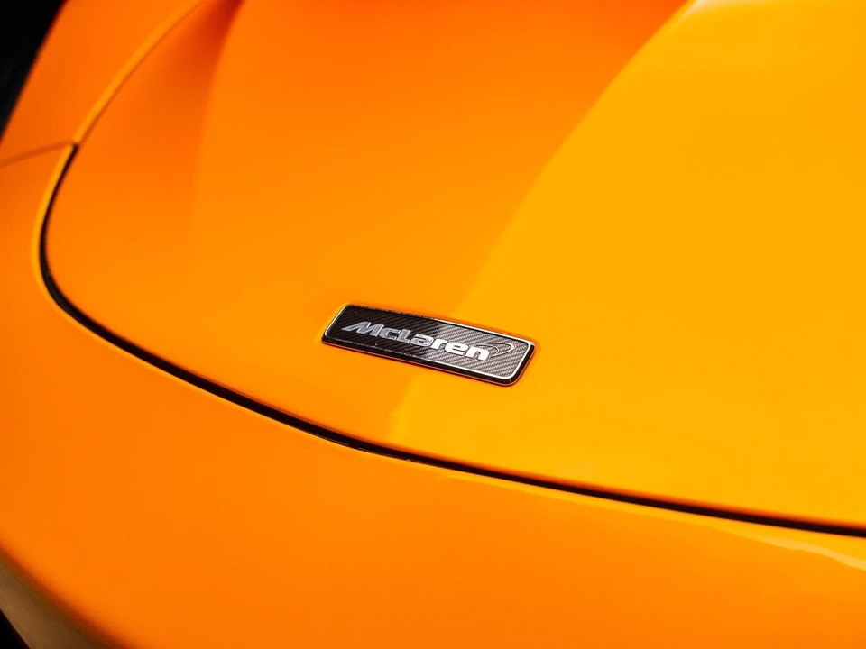 2016 McLaren 570S - Image 30 of 31