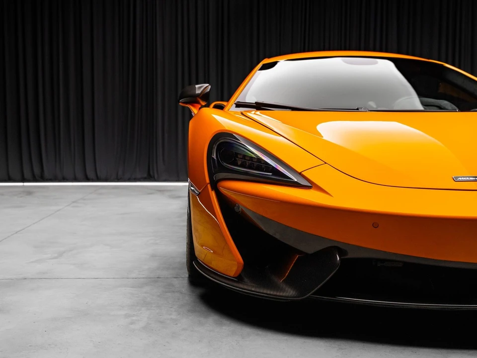 2016 McLaren 570S - Image 22 of 31