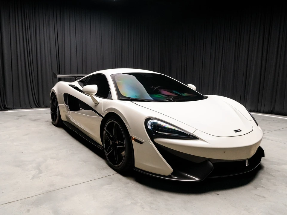 2016 McLaren 570S - Image 10 of 12