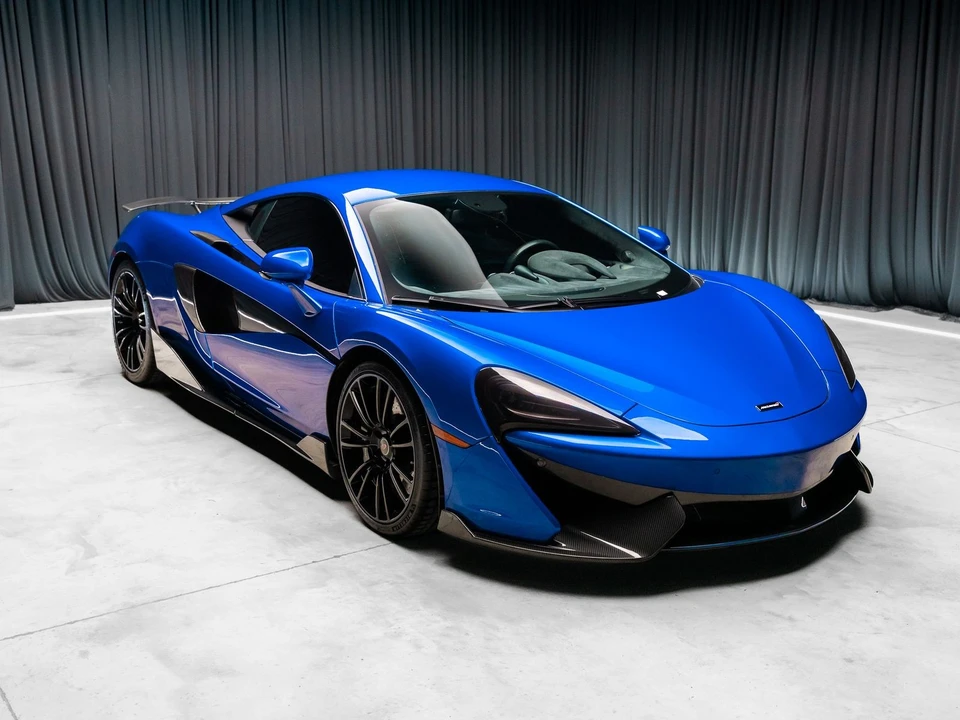2016 McLaren 570S - Image 2 of 31