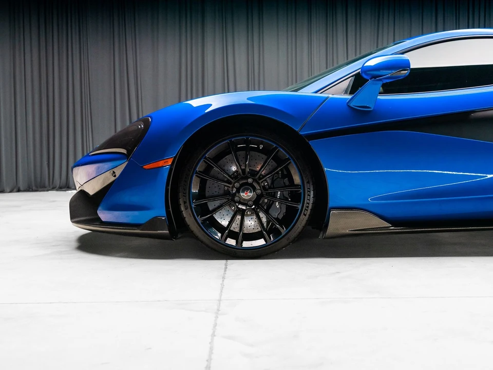 2016 McLaren 570S - Image 25 of 31