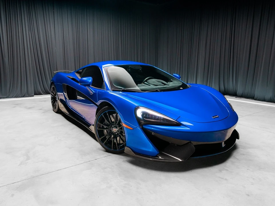 2016 McLaren 570S - Image 8 of 31