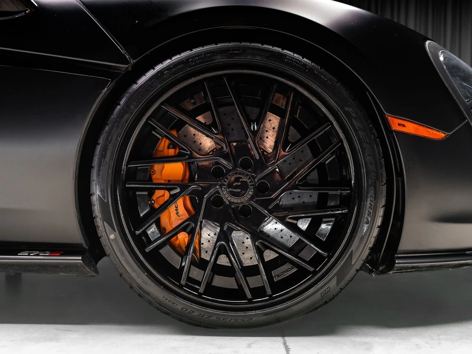 2016 McLaren 570S - Image 28 of 31